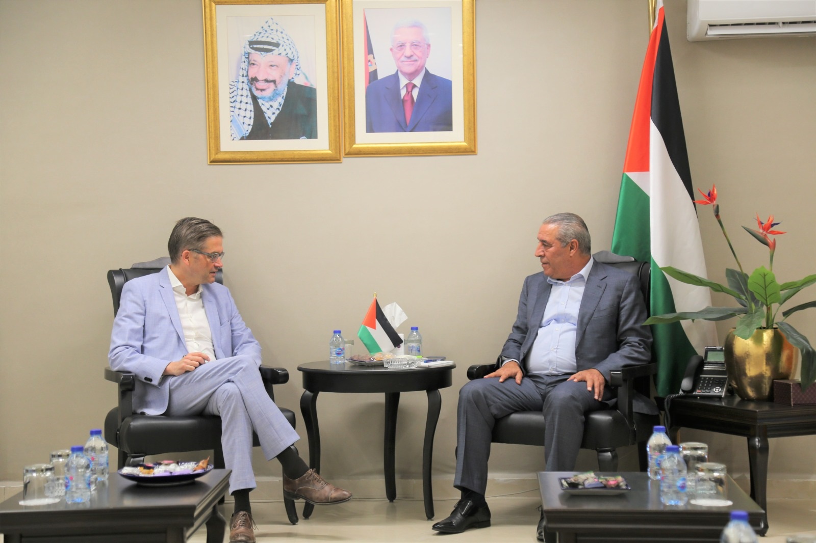 جانب من اللقاء